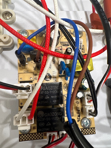 Control board: two relays, connectors, vibes